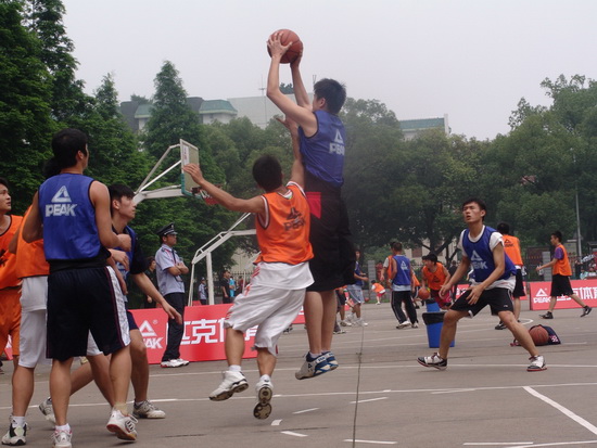 百余家定向客户，千余家成功案例